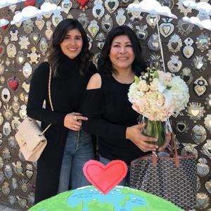 Meet your Posher, Laura